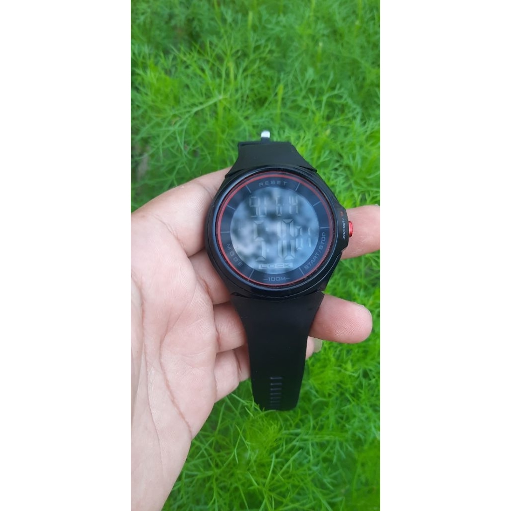 Jam EIGER TOUCH DIGI mulus ( PRELOVED )