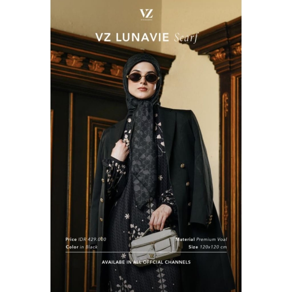 Scarf Vivi Zubedi monogram