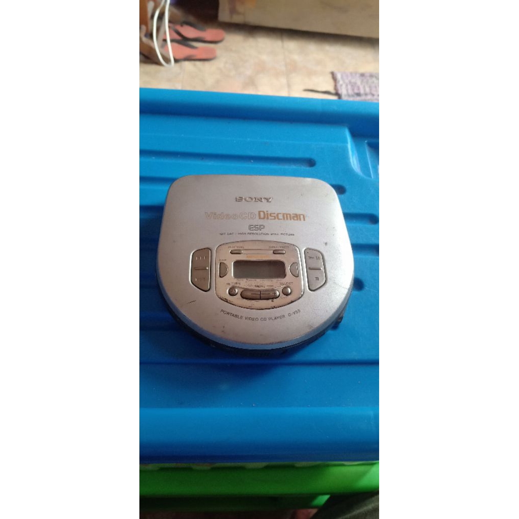 SONY VIDEO CD DISCMAN ESP PORTABLE VIDEO CD PLAYER D-V55 KONDISI NORMAL