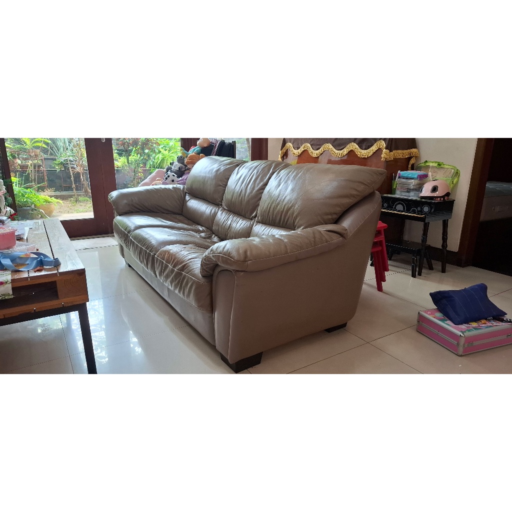 Sofa Bekas 3 seater Informa Minimalis