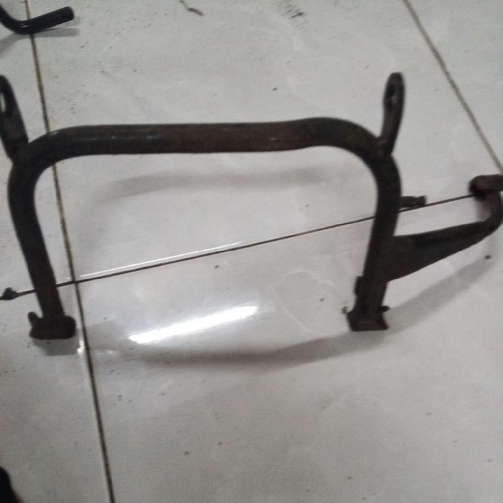 standar tengah seken motor bebek