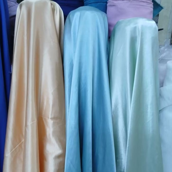 Saten silk/Bahan saten/Kain saten silk
