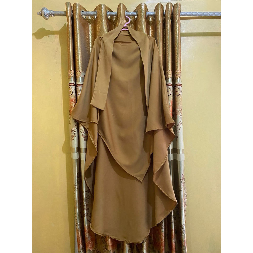 PRELOVED FK ALJENNA TANPA LOGO