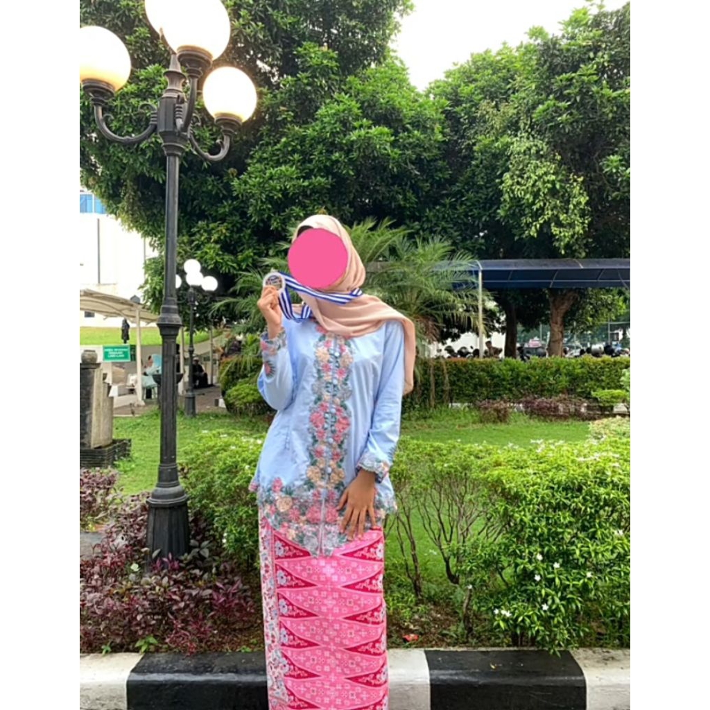 PRELOVED KEBAYA ENCIM