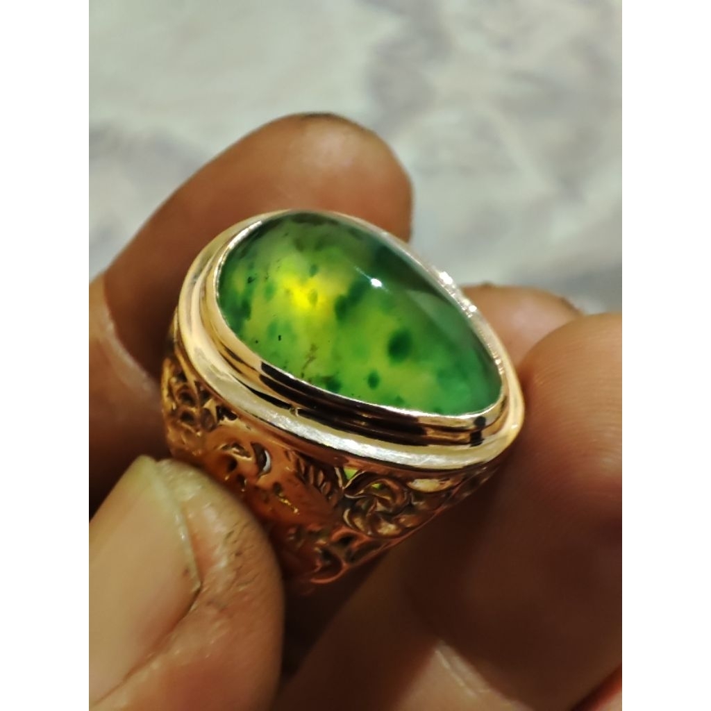 BATU IDOCRASE KUMBANG JATI SUPER PERAK