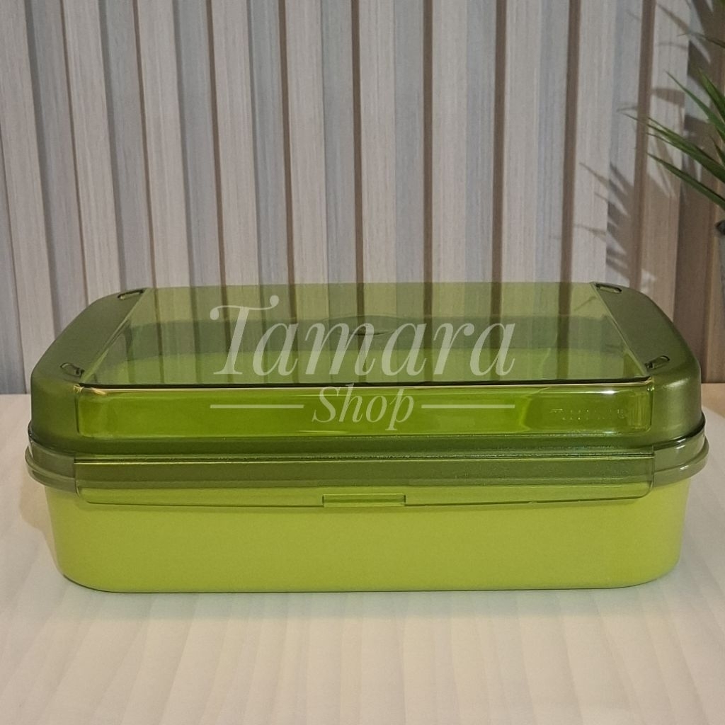 Signature Regtangular/Ezy Keeper Tupperware (2L)