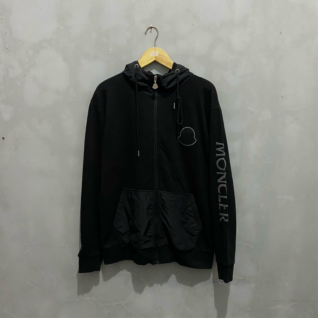 Zip Hoodie Moncler Black Spellout
