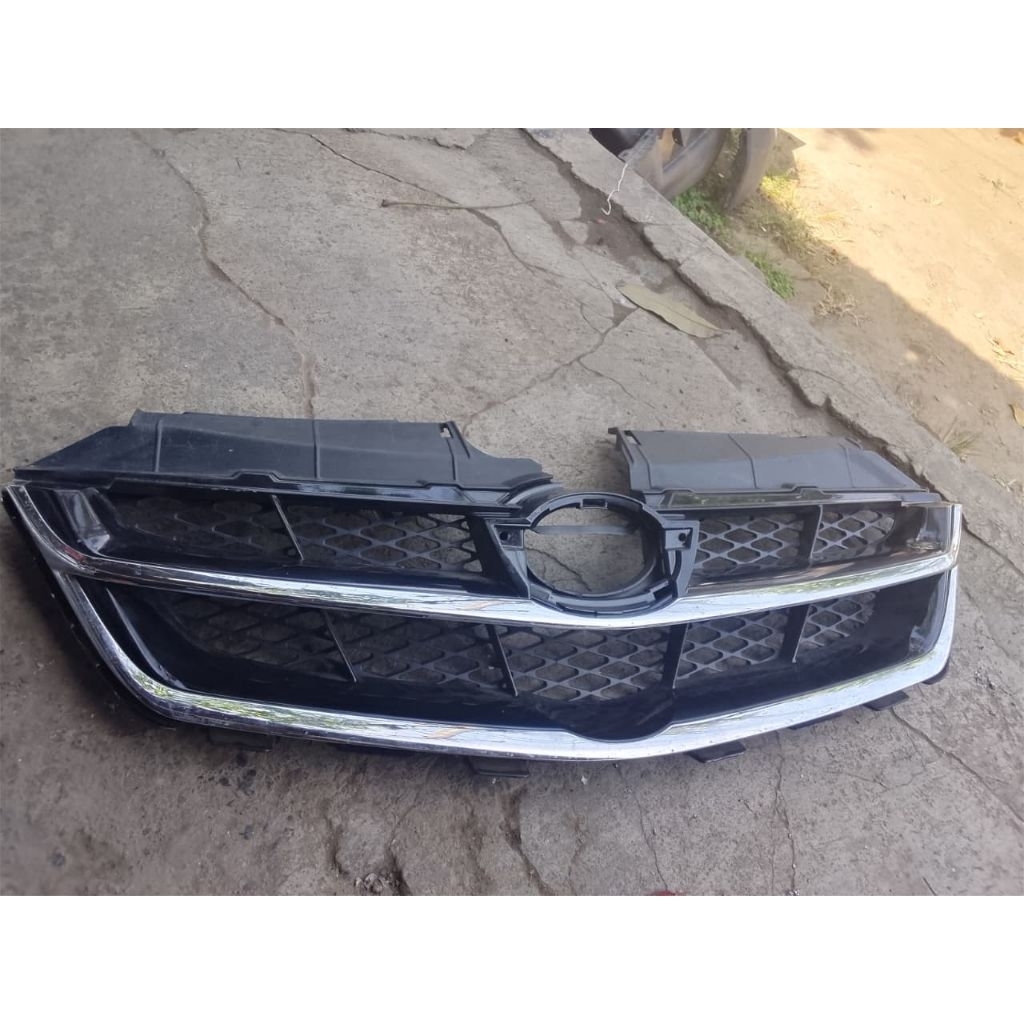 (Original)grill bemper Avanza Xenia 2010