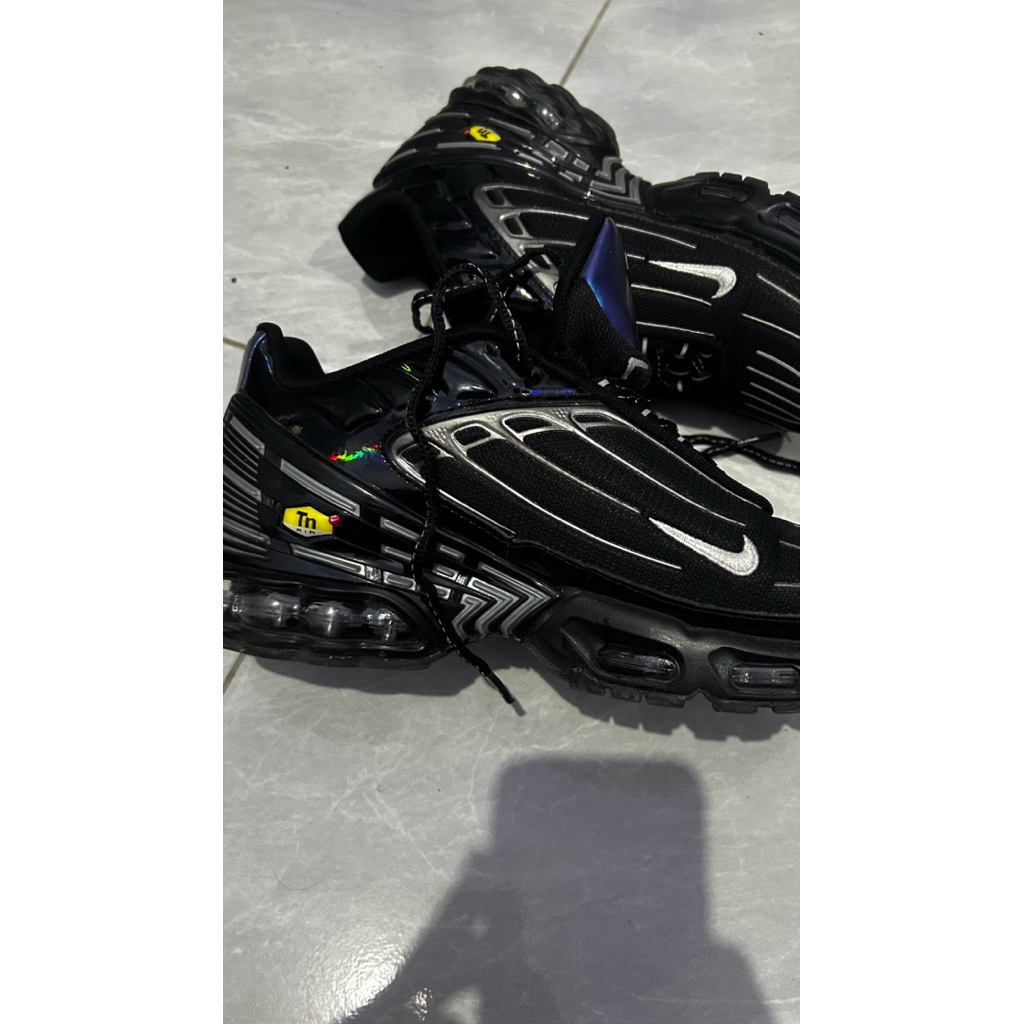 sepatu n*ke air max plus 3