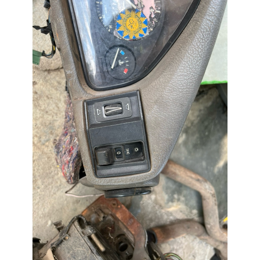 switch lampu bmw e34