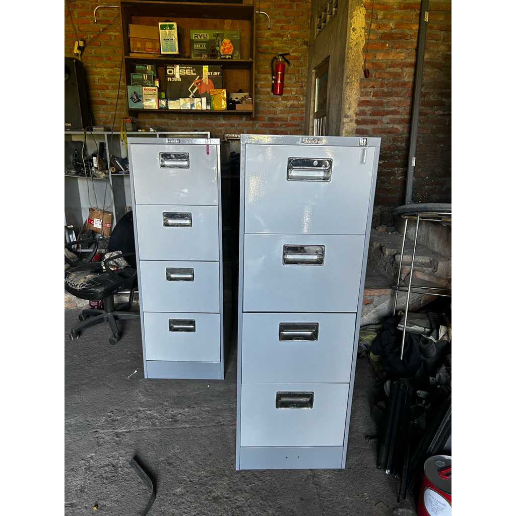 Filling kabinet 4 laci filling kabinet lemari besi arsip