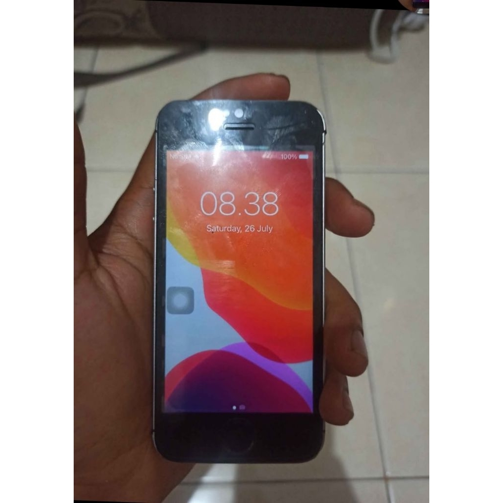 IPHONE SE 2016