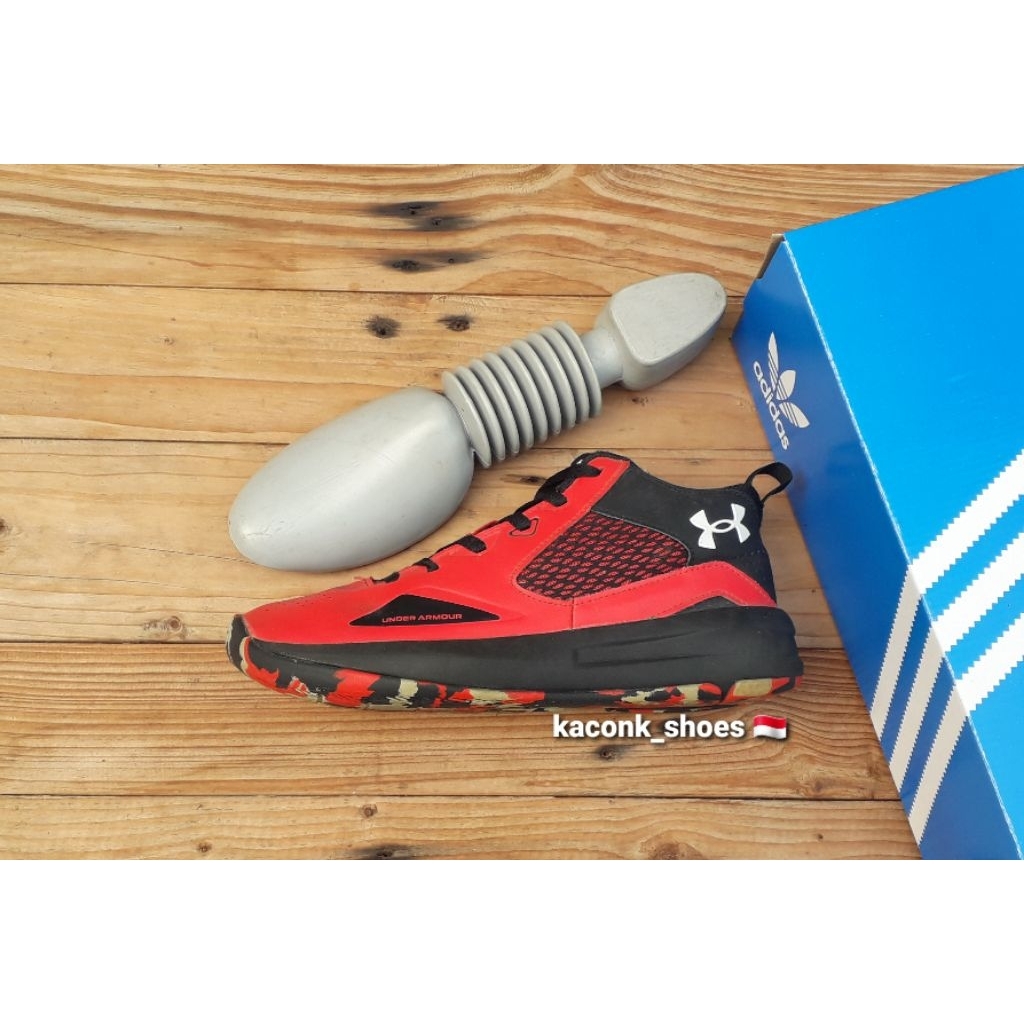 SEPATU BASKET UNDER ARMOUR ORIGINAL