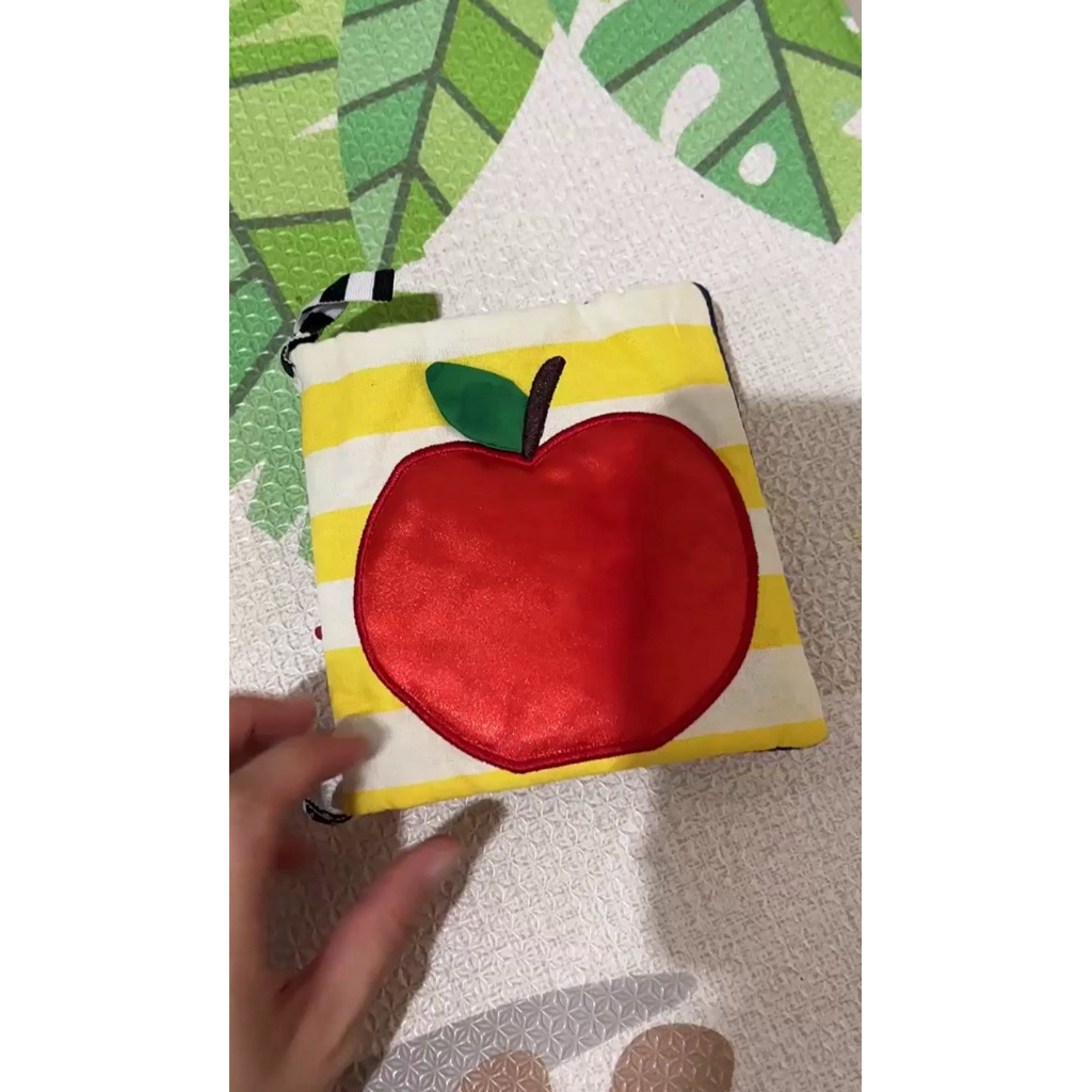 soft book baby sensory