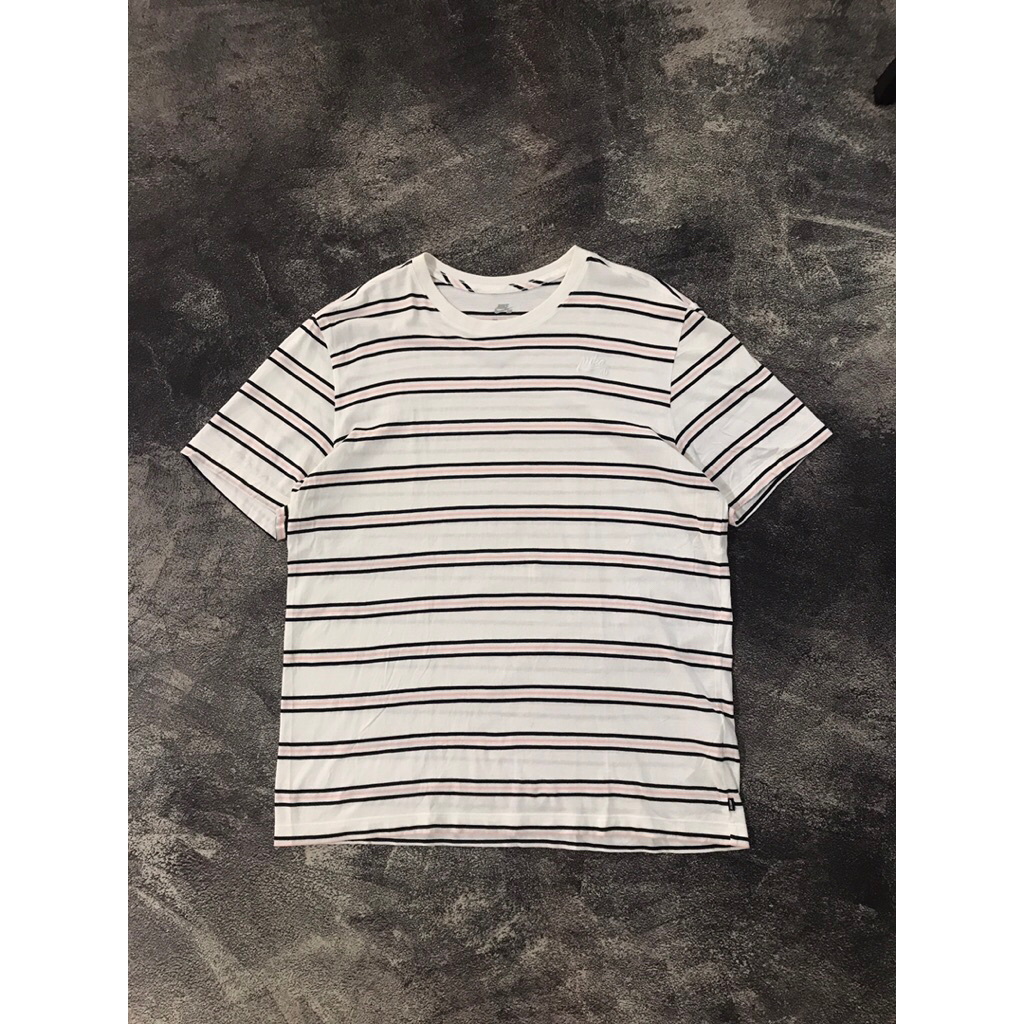 NIKE SB T-SHIRT STRIPED SECOND LIKE NEW
