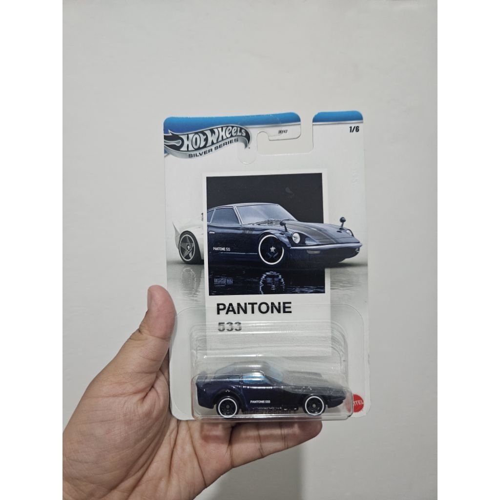 Pantone