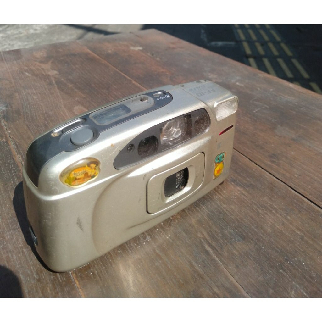 Kamera analog Ricoh FF-10
