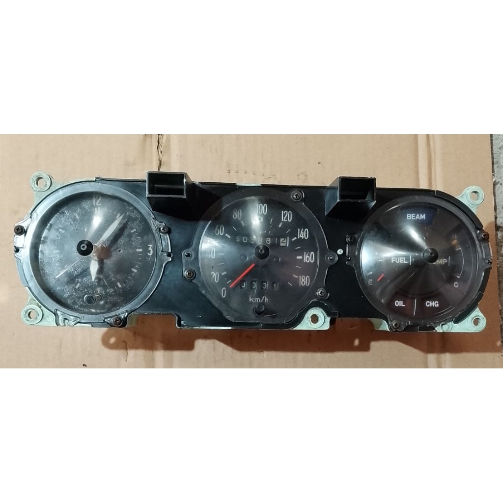 SPIDOMETER TOYOTA CORONA RT104 original
