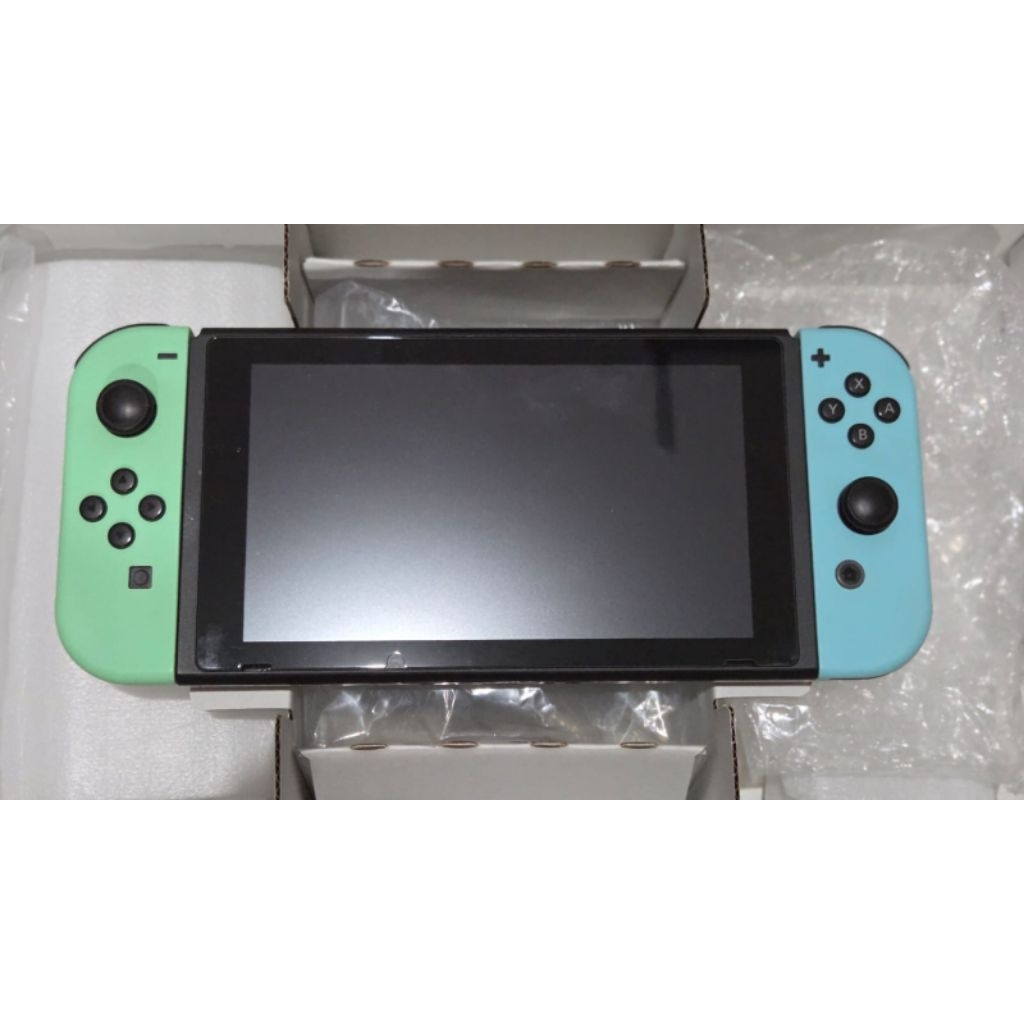 Nintendo Switch v2 Animal Crossing Edition second like new (Lengkap komplit)