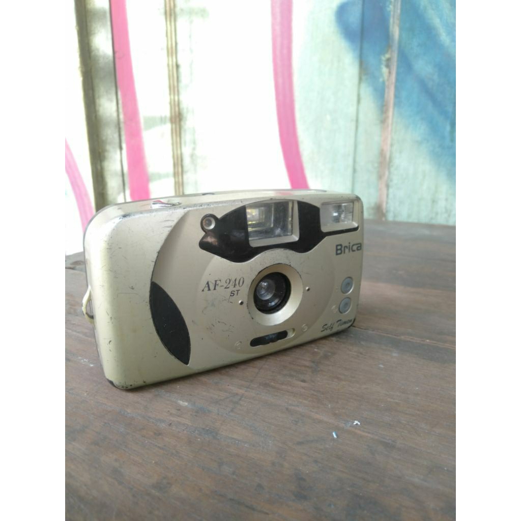 kamera analog Brica AF-240 ST