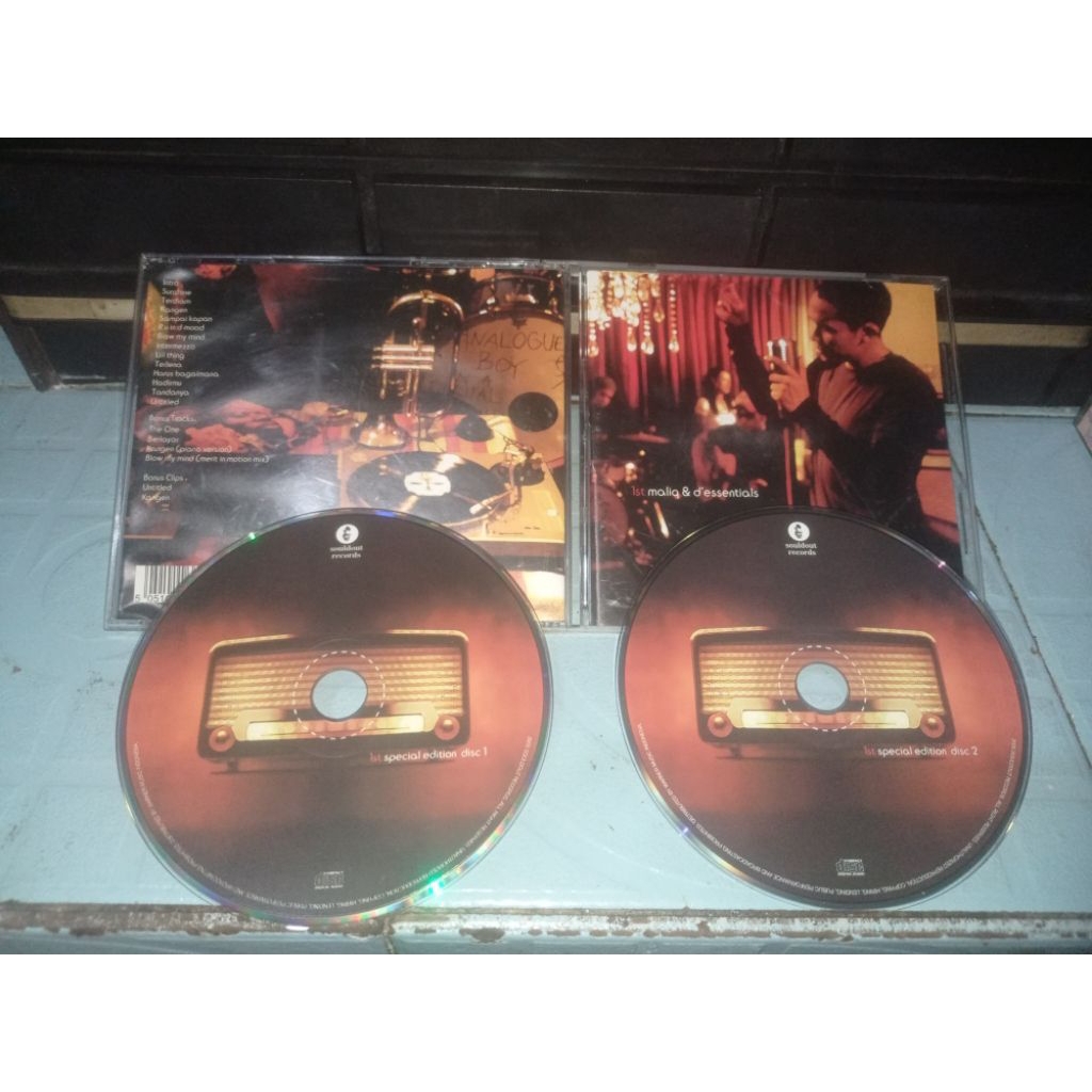 Kaset CD 1st Maliq & D'essentials 2 Disc