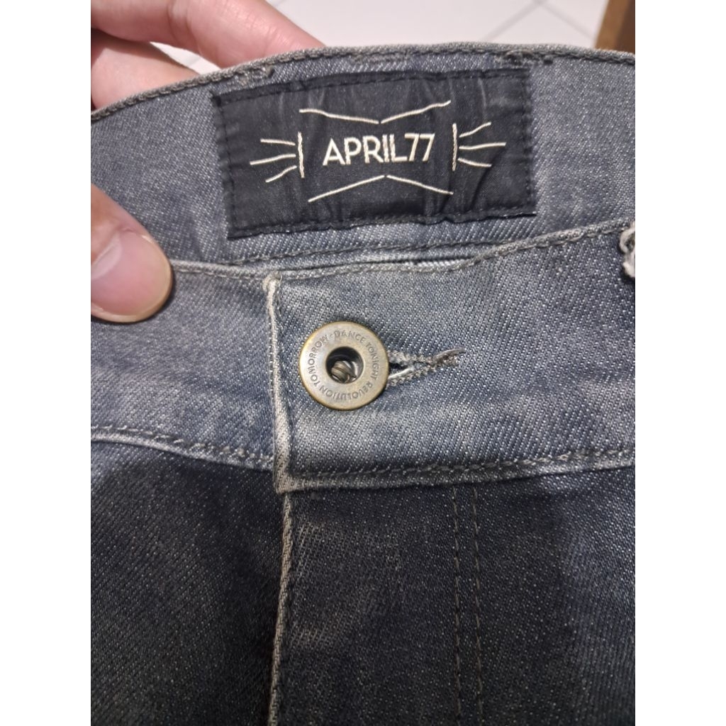 Celana Jeans April 77 Original 100% Barang Sangat Langka