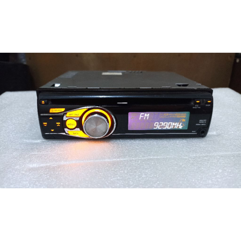 Tape audio mobil singledin  jvc