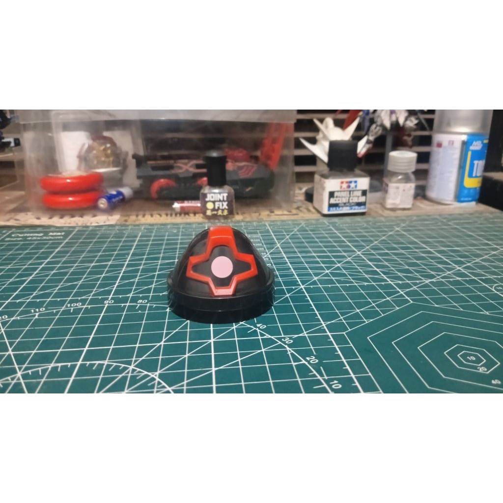 Bandai Gundam Dom Stamp Stand Mobil Cap