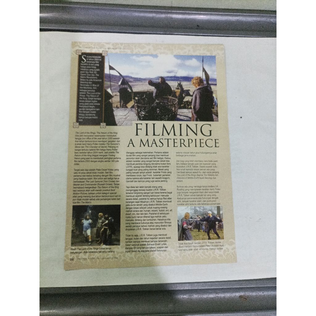 artikel dari majalah Cinemags ukuran A4 The Lord of The Rings filming a Masterpiece the making of th