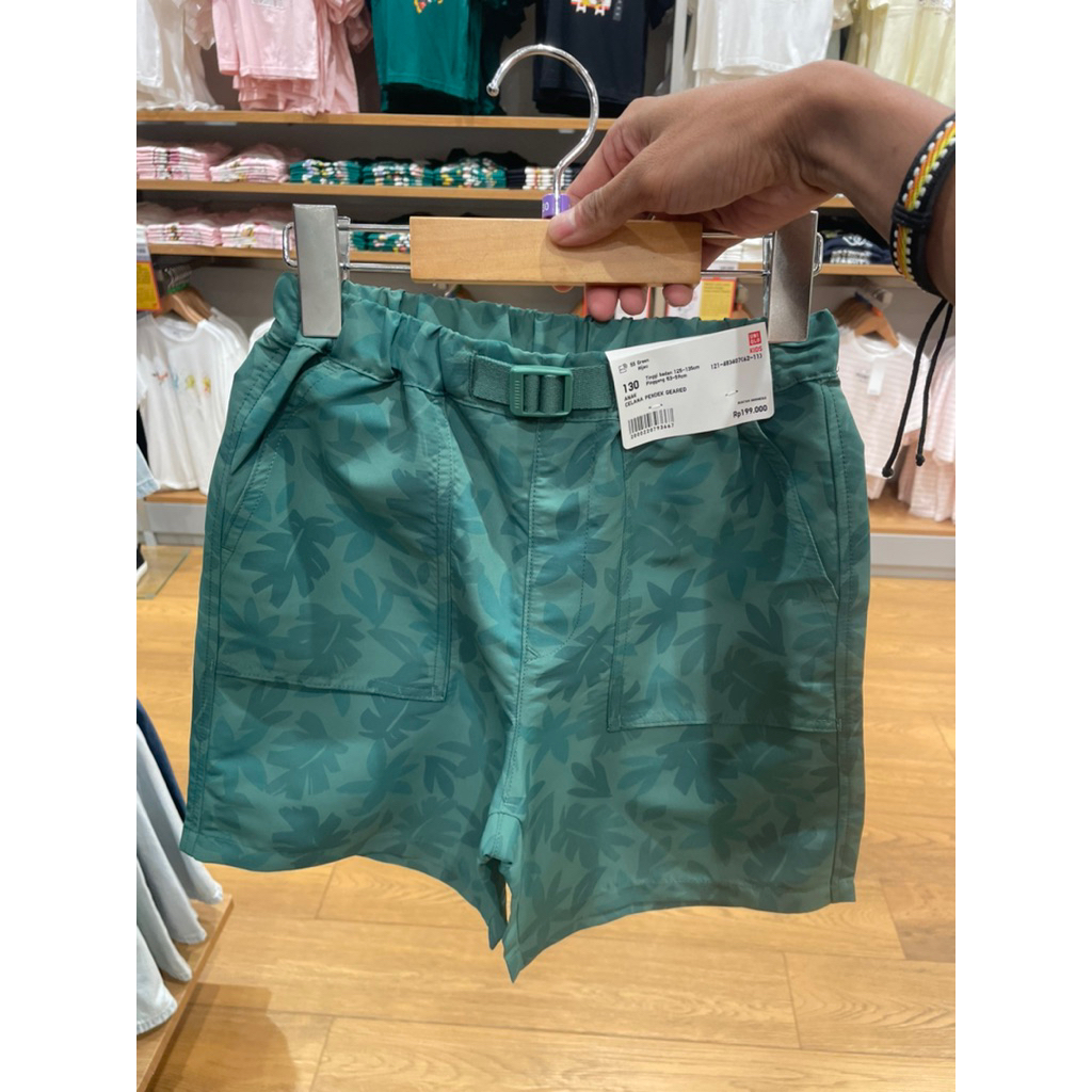 Celana pendek geared kids( uniqlo )