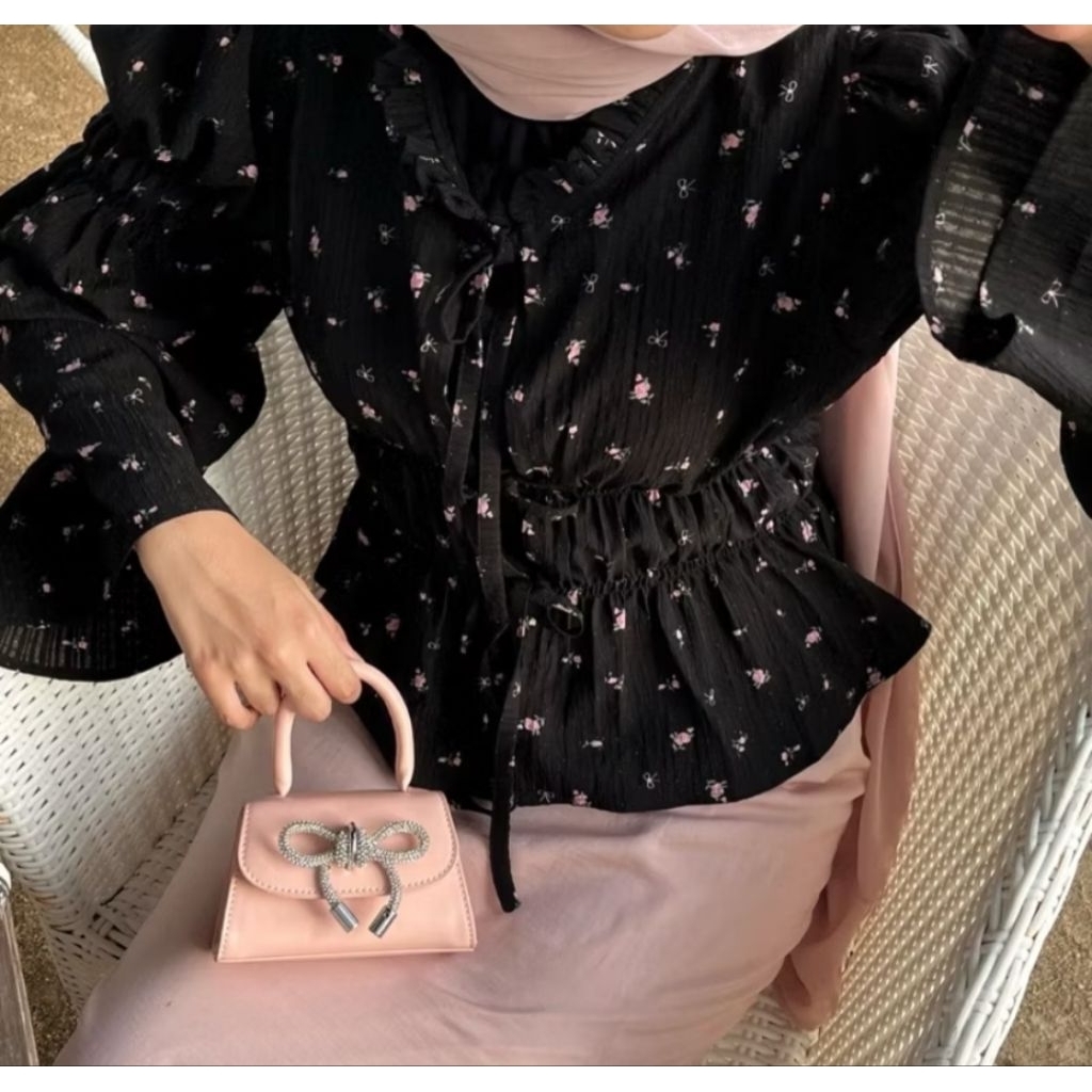 new elyna outer by qord
