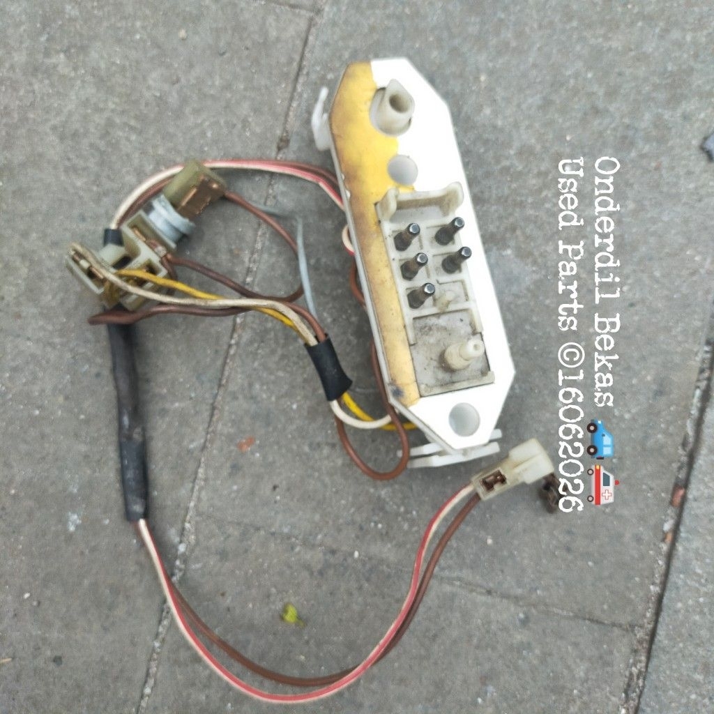 socket lampu headlamp mercedes Benz w124 boxer