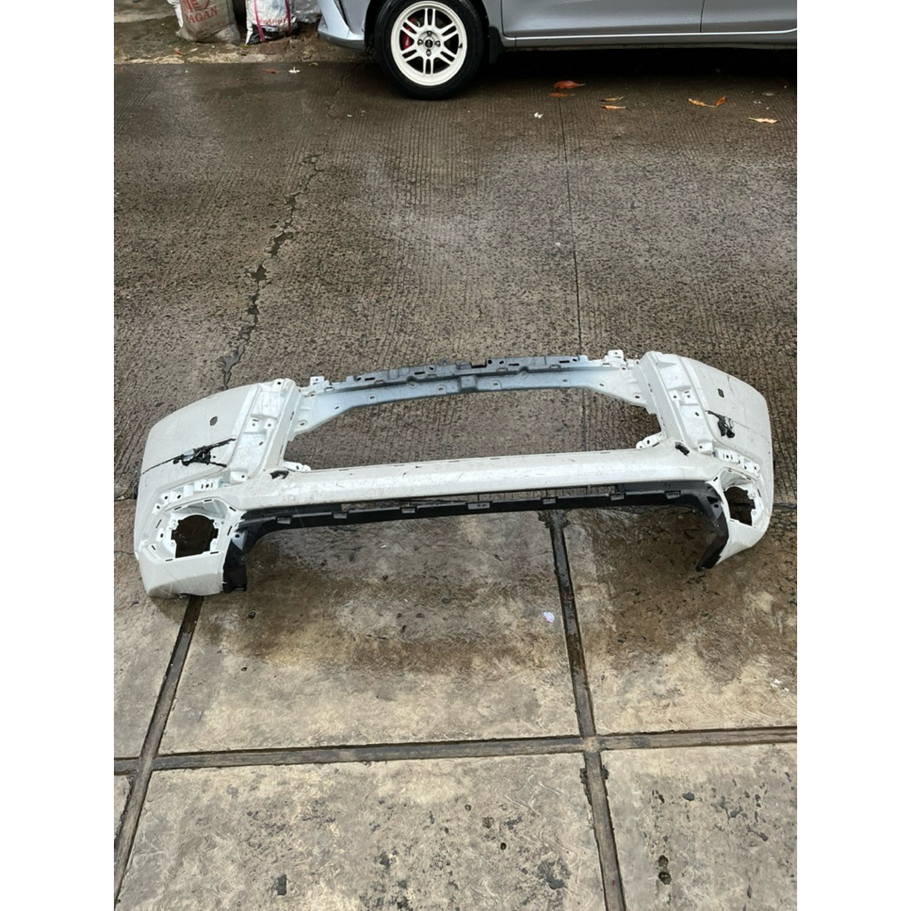 BUMPER DEPAN PAJERO SPORT 2016 2017 2018 2019 2020 ORIGINAL