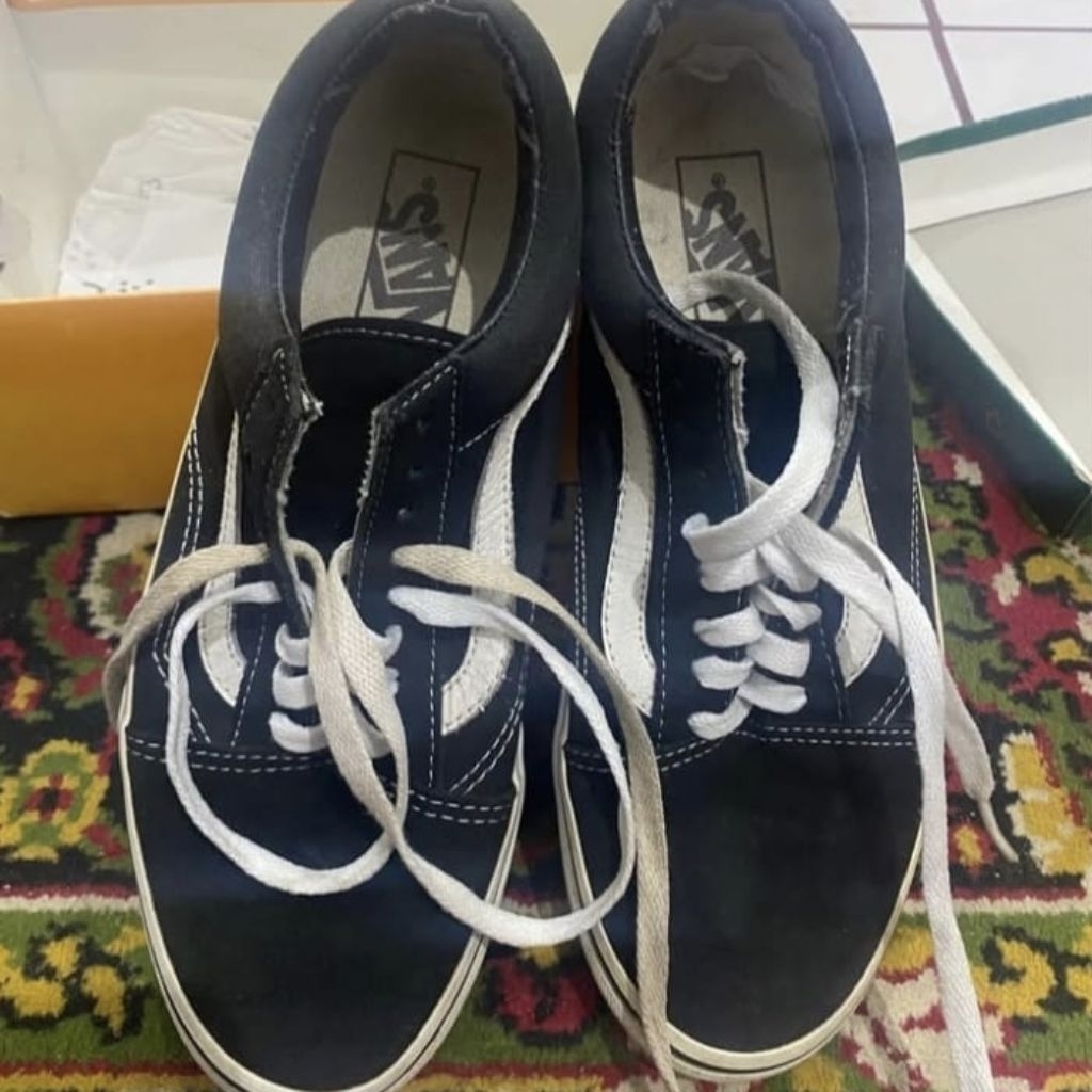 Sepatu vans ori putih biru size 40