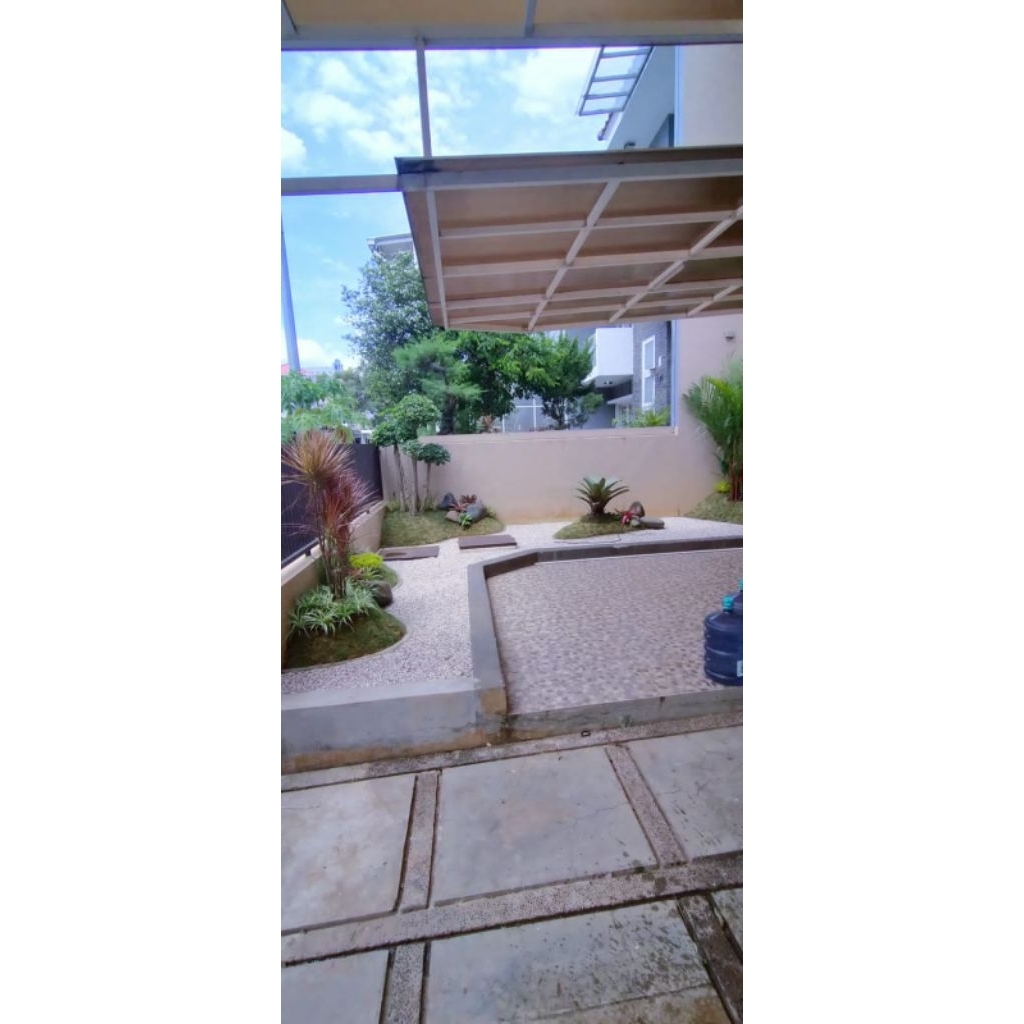 taman minimalis batu koral