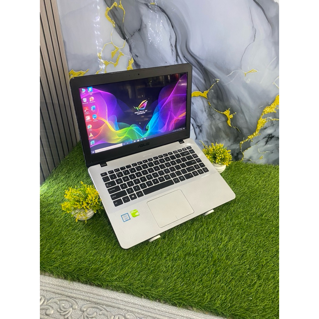 asus x442U core i5 Gen 8 double vga nvidia