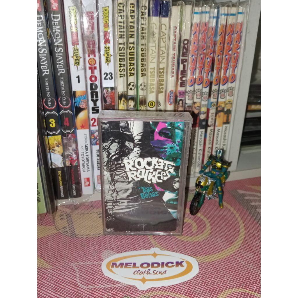 Kaset Rocket Rockers Ras Bebas