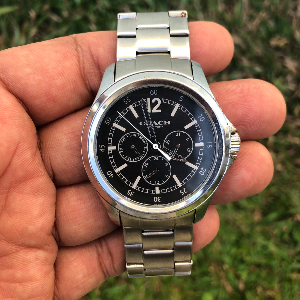 (PRELOVED ) COACH Men’s Barrow Round Watch 42mm in Silvertone Stainless Steel Black Face