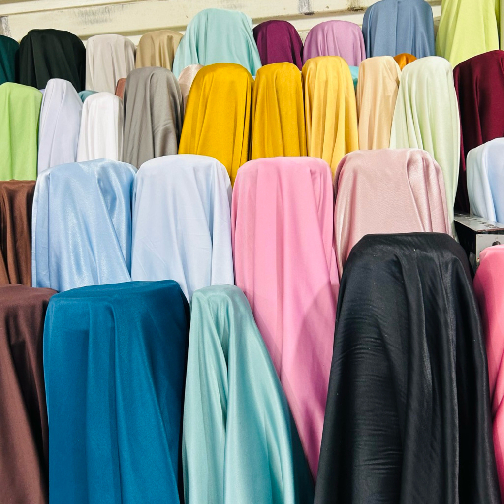 SATIN ROBERTO CAVALI,kain Saten meteran,satin silk roberto