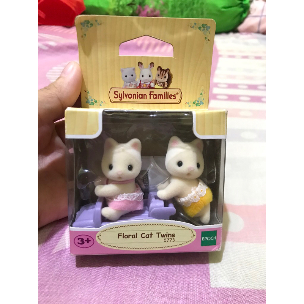 New Sylvanian Families Floral Cat Twins