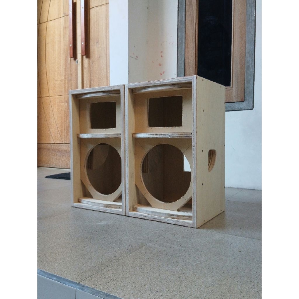 BOX SPEAKER 10"INCH SINGGLE box speaker fullrange pasif middle 10"inch minimalis