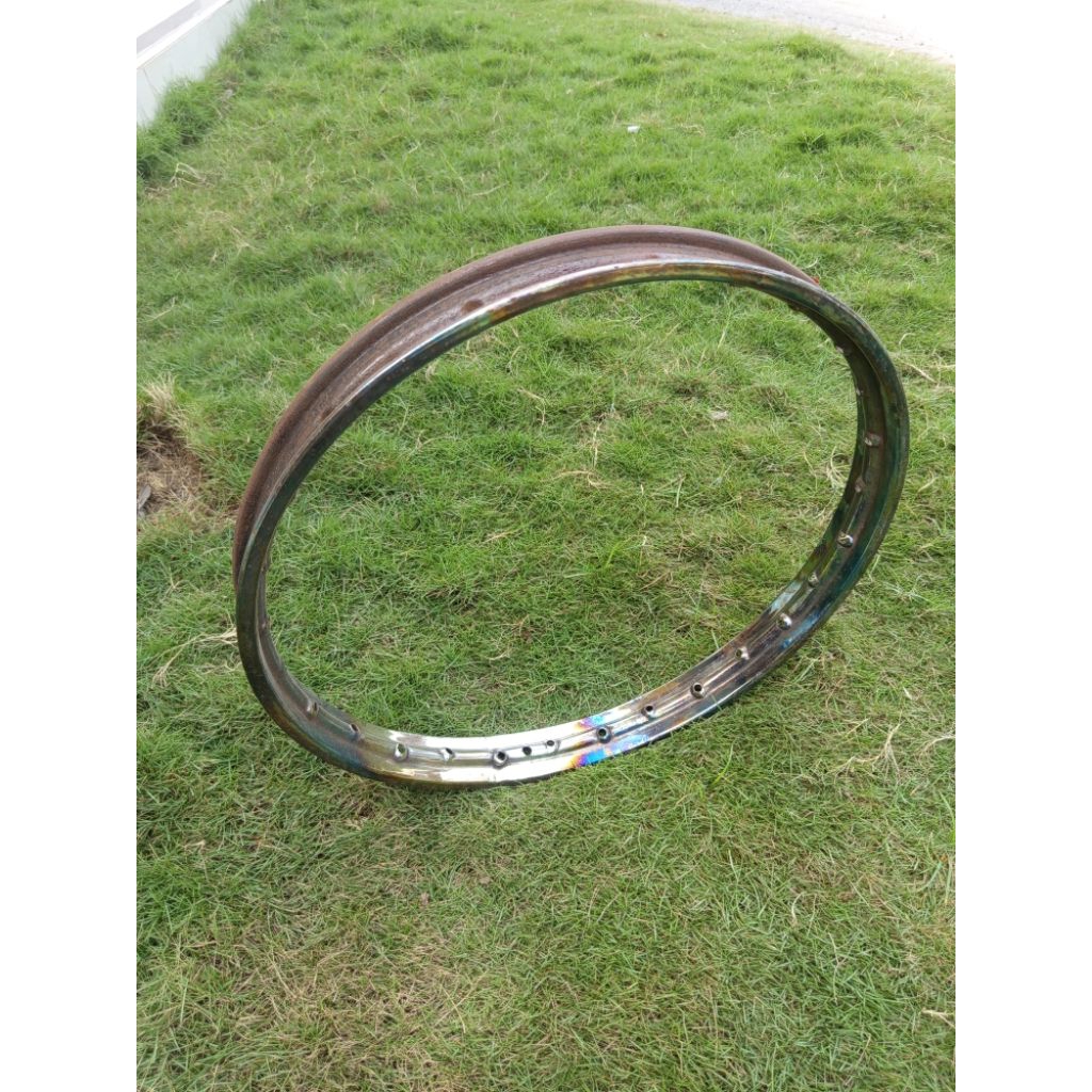 velg besi ring 19-140 bekas