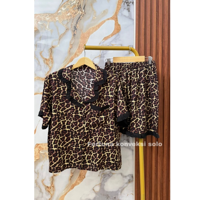 Baju tidur / sleepwear /  piyama motif macan