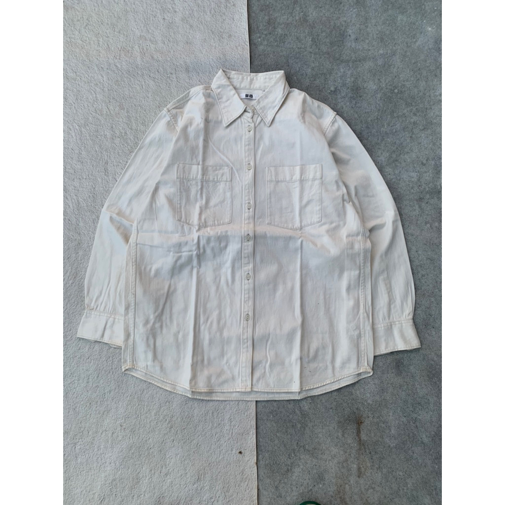 Double pocket UNIQLO shirt