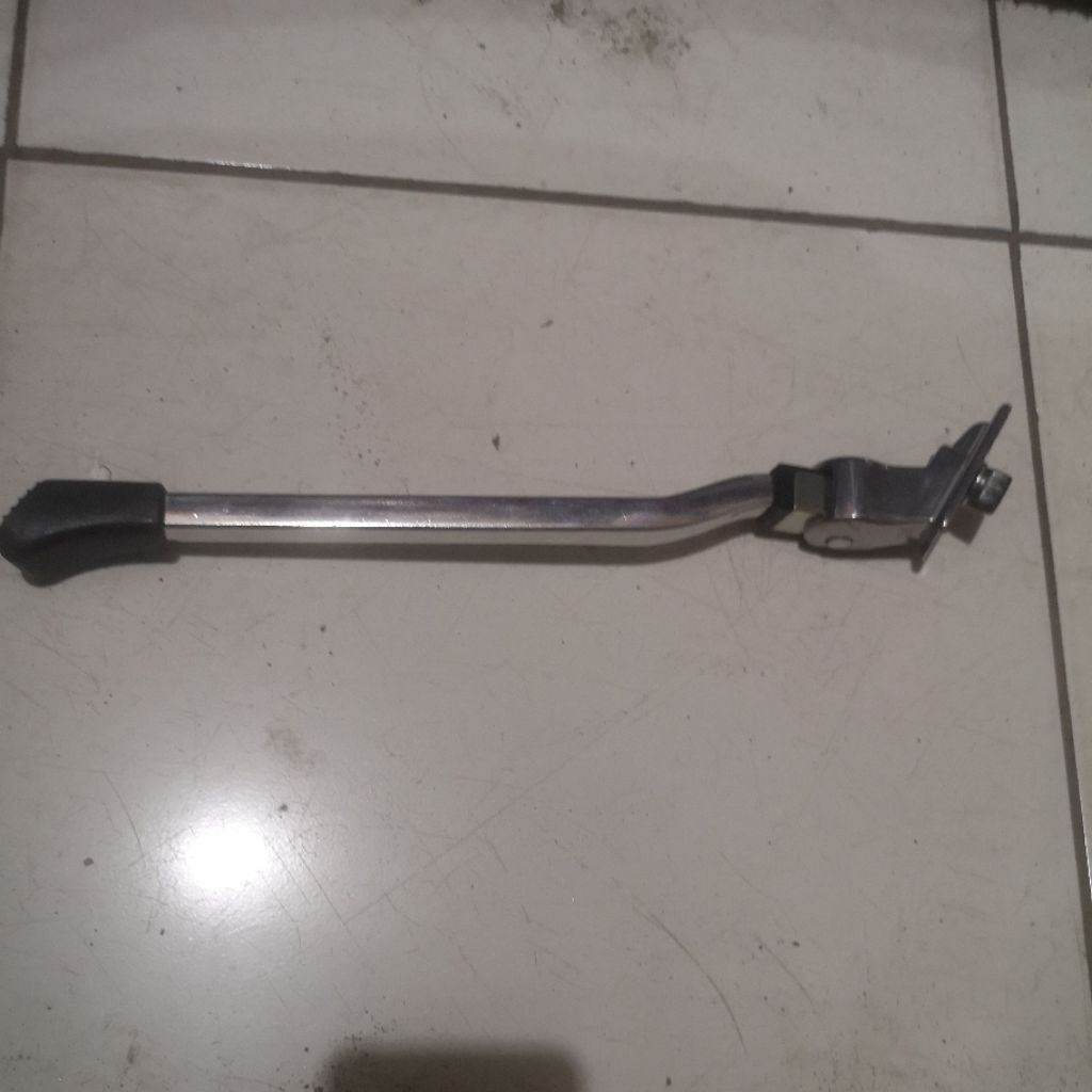 Standar Sepeda 26 Alloy