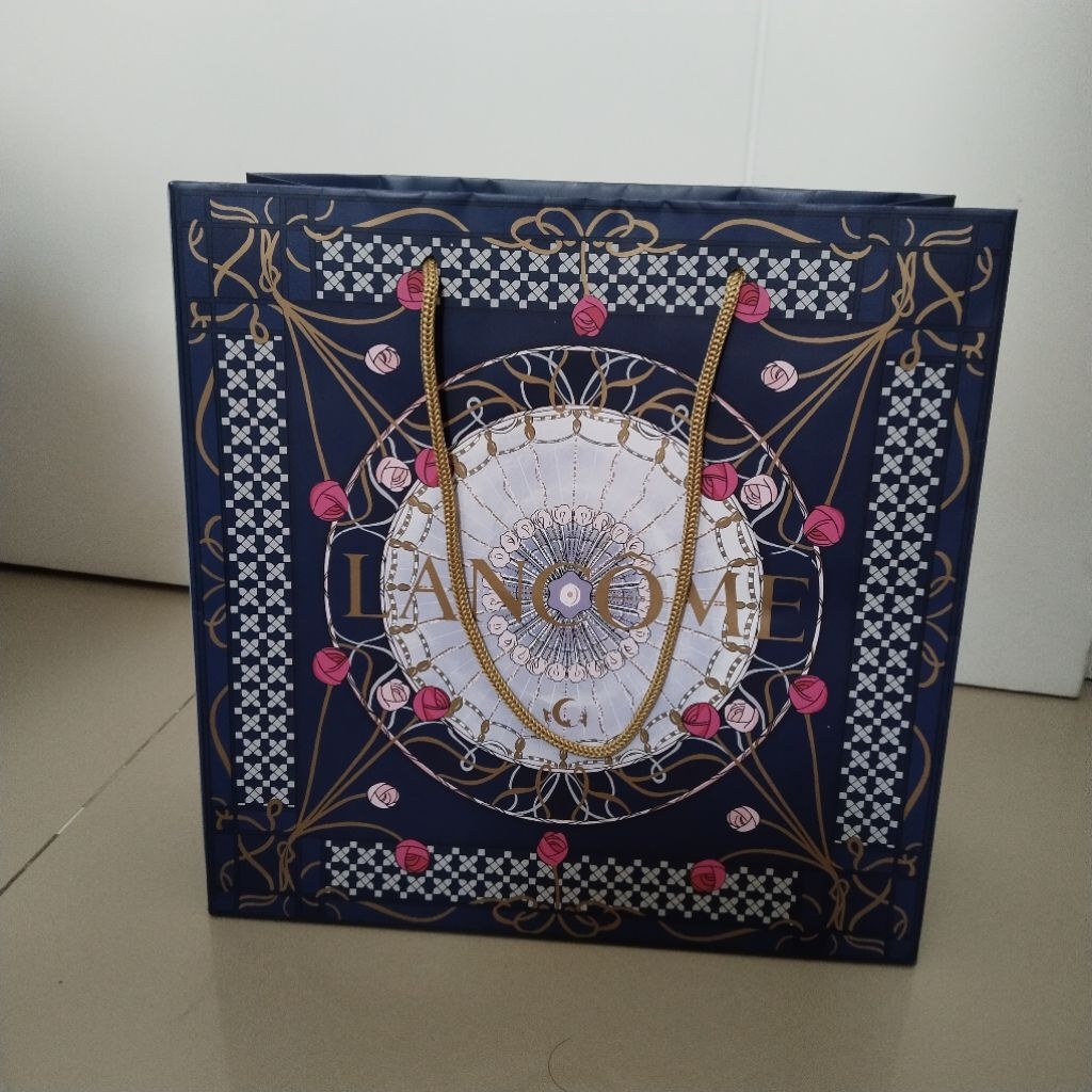 lancome paperbag