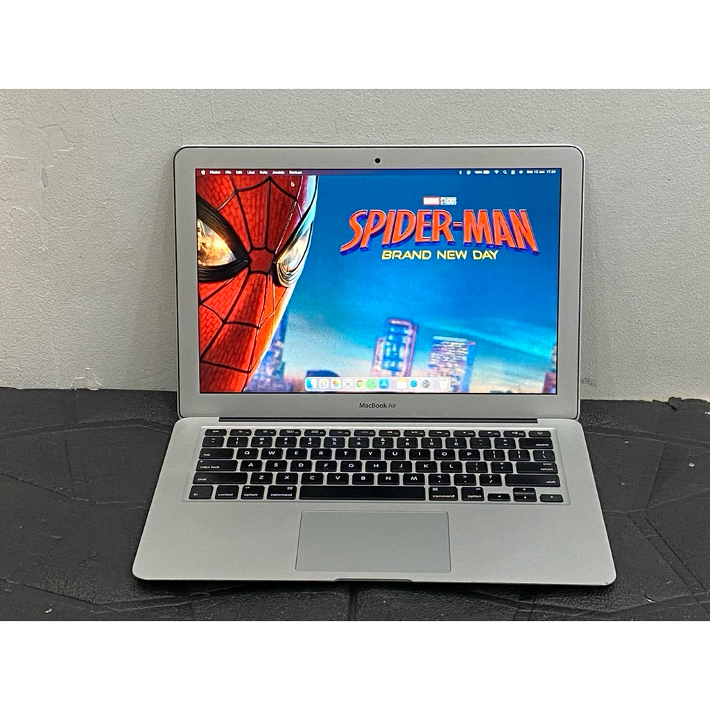 Macbook air 2015 (13 inch, Early 2015)