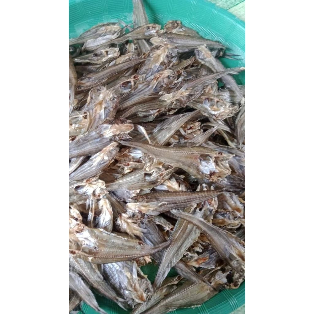 ikan asin lais belah