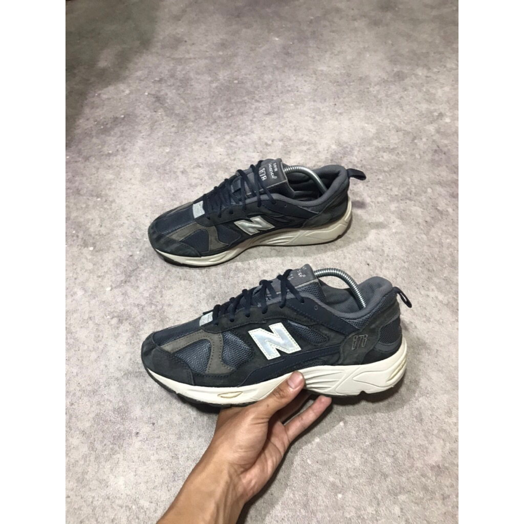 Nb 878 nvy