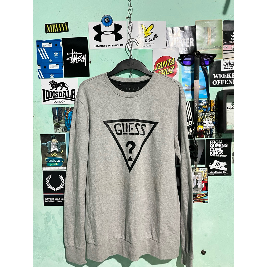 crewneck gues
